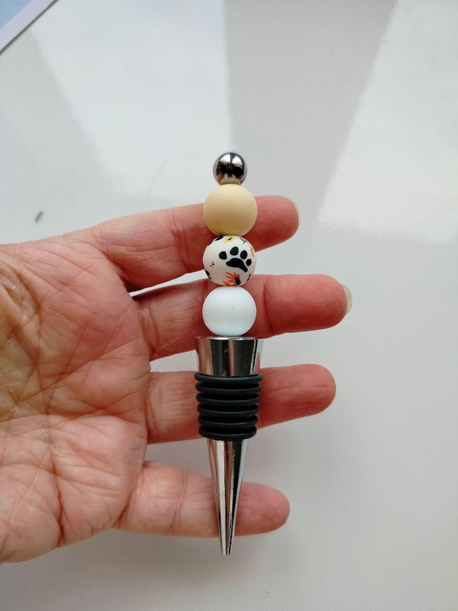 Silicone pearl bottle stopper – photo 2